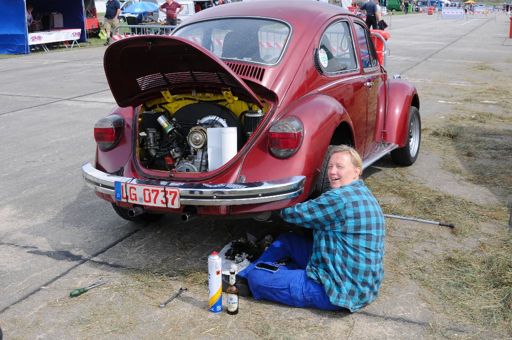 ../Images/VW Bus Festival Berlin 2014 002.jpg